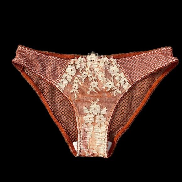 Victoria’s Secret Dream Angels floral lace mesh cheekini panty Rust Beige Xsmall - Picture 3 of 3